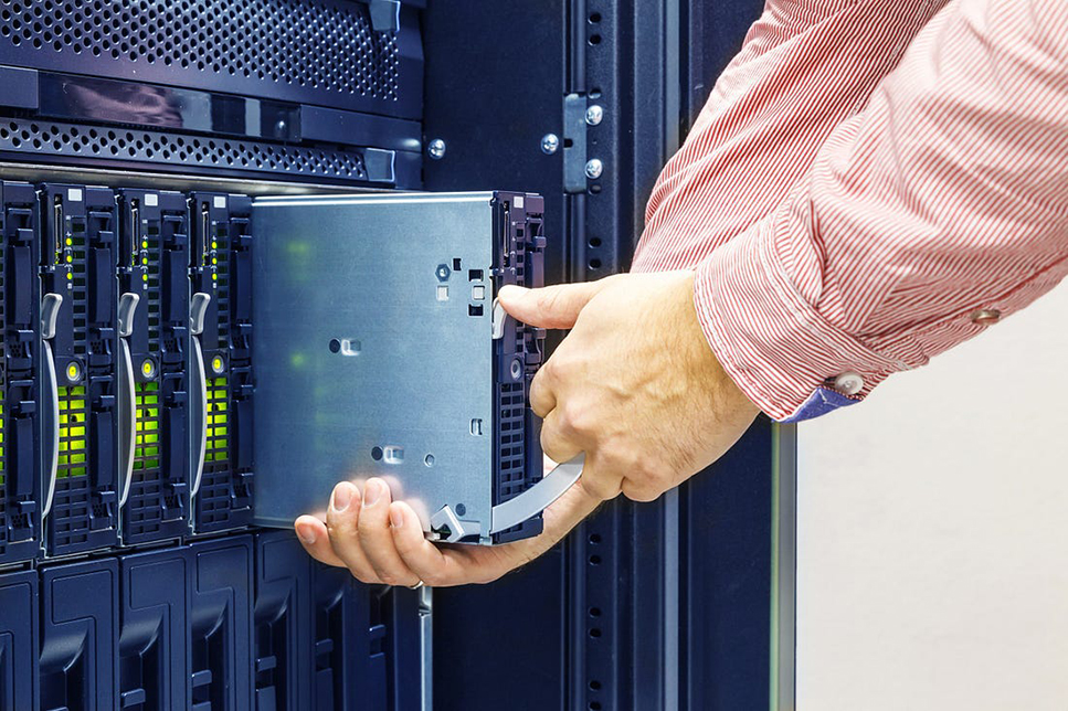 Servers & Storage